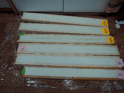 Рисунок нанесения герметиков на монтажную пену в первом эксперименте с предварительно увлажненными опалубками